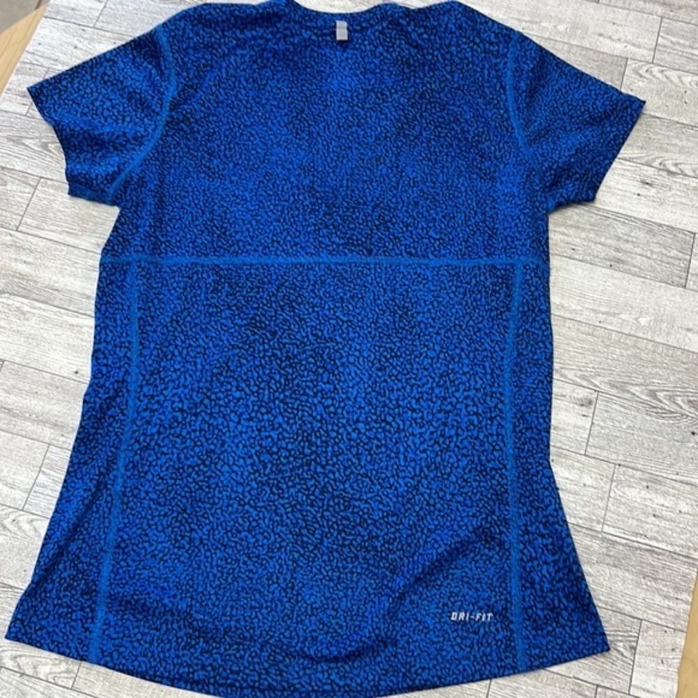 Nike‎ - Picture 5 of 7